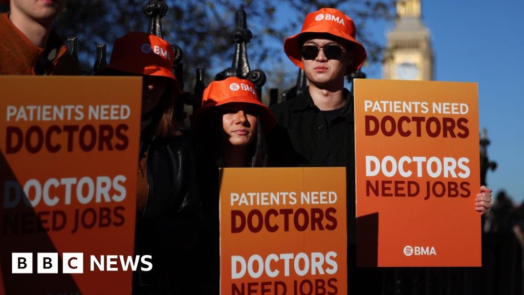 Resident doctors cancel strike after new offer from government